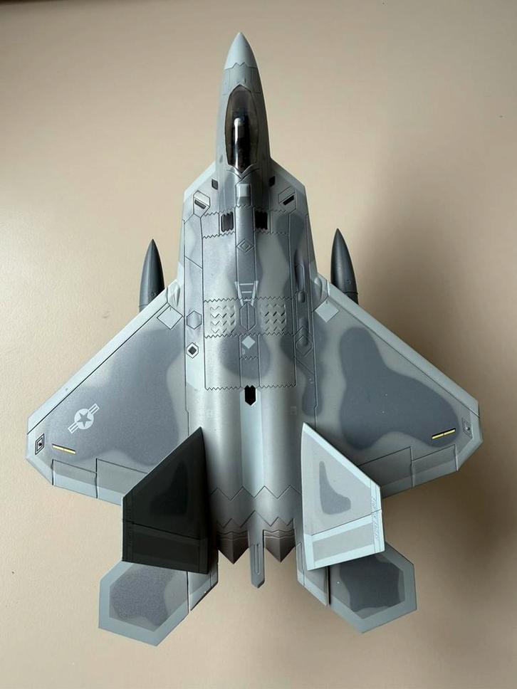 Hobby master F22 Raptor HA2801, Verzamelen, Luchtvaart en Vliegtuigspotten, Zo goed als nieuw, Schaalmodel, Ophalen of Verzenden