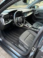 Audi A3 40 Tfsie 204pk S-tronic 2022 Grijs PANO LEDER MATRIX, Zwart, 4 cilinders, Hybride Elektrisch/Benzine, 100 km/l