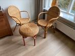 Rieten stoelen + tafel, Huis en Inrichting, Stoelen, Ophalen, Gebruikt, Twee, Bruin