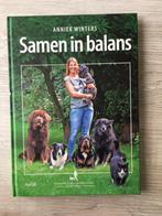 boek Samen in balans Anniek Winters, Boeken, Dieren en Huisdieren, Gelezen, Anniek Winters, Honden, Ophalen of Verzenden