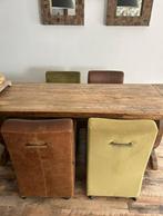 4 eetkamer stoelen op wieltjes, Ophalen, Gebruikt