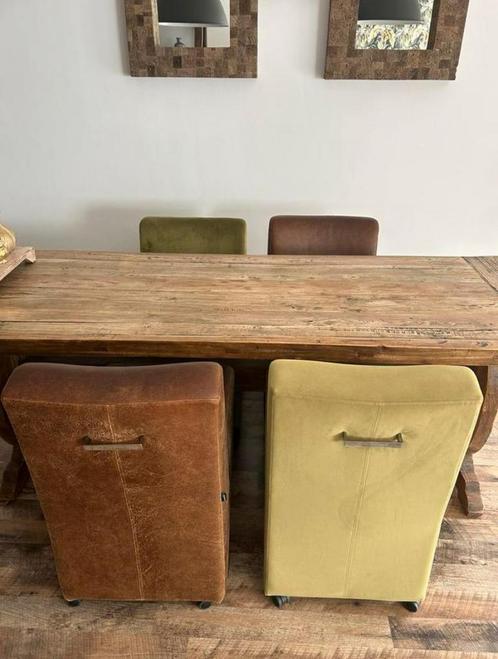 4 eetkamer stoelen op wieltjes, Huis en Inrichting, Complete eetkamers, Gebruikt, Ophalen