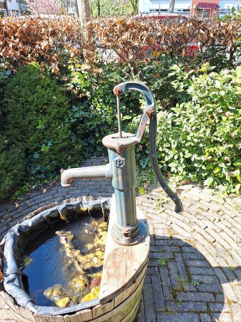 Zware ouderwetse sierpomp, Tuin en Terras, Waterpompen, Handmatig, Ophalen