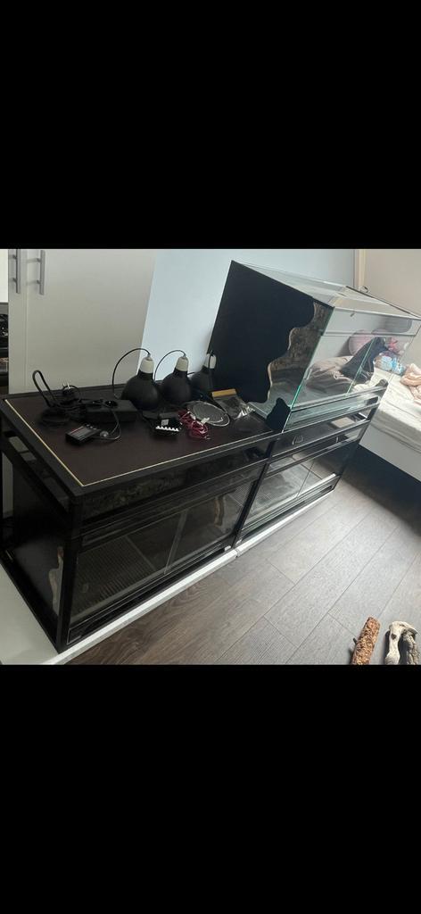 Terrarium Allterra met stelling Handytube, Dieren en Toebehoren, Reptielen en Amfibieën | Toebehoren, Zo goed als nieuw, Terrarium of Paludarium