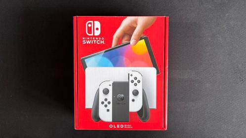 Nintendo Switch Oled (met doos) + case & screenprotector, Spelcomputers en Games, Spelcomputers | Nintendo Switch, Zo goed als nieuw