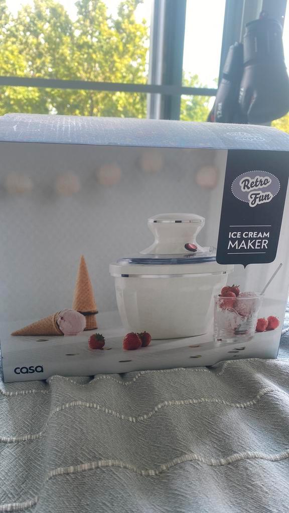 Ice cream maker, Witgoed en Apparatuur, IJsmachines, Zo goed als nieuw, Ophalen of Verzenden