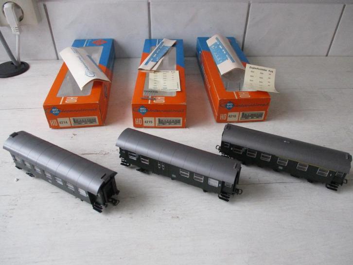 Roco Personen wagens DB no 4214, 4215 en 4216, Hobby en Vrije tijd, Modeltreinen | H0, Zo goed als nieuw, Wagon, Gelijkstroom