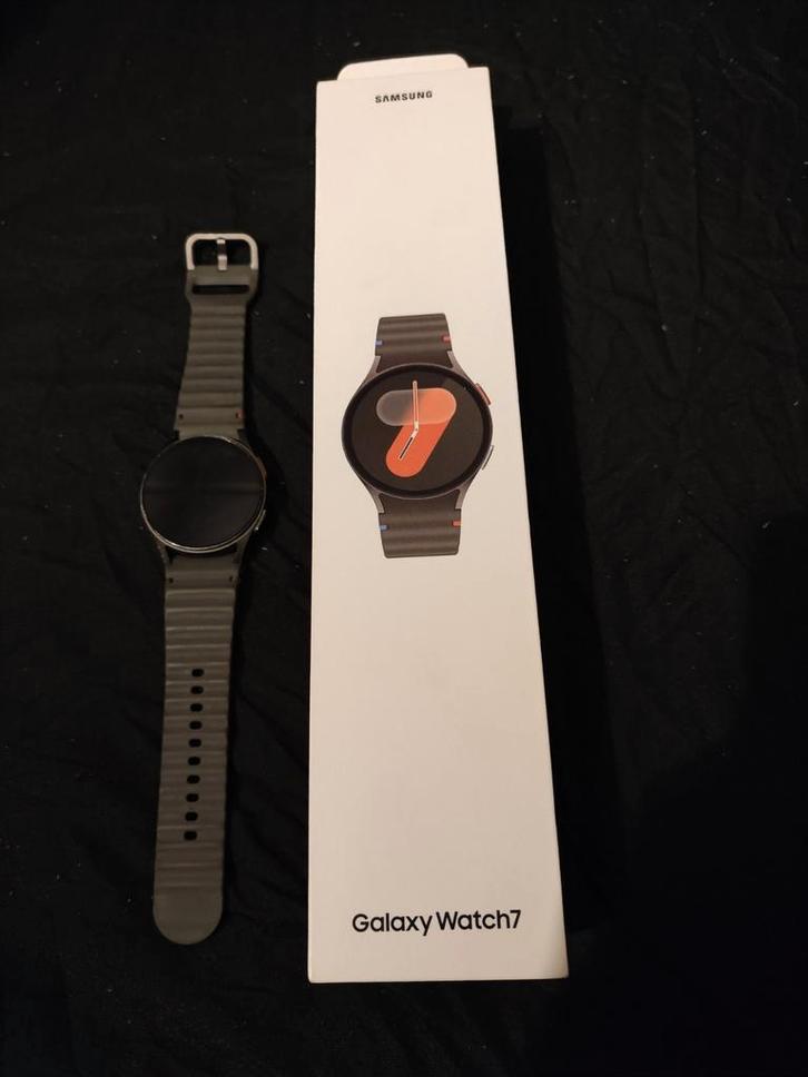 Samsung Galaxy Watch 7 - Zo goed als nieuw!, Sieraden, Tassen en Uiterlijk, Smartwatches, Zo goed als nieuw, Android, Groen, Afstand