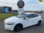 Volvo V40 2014 * 2.0 D4 Kinetic Business * EURO 6 * APK *, Auto's, Volvo, Voorwielaandrijving, Gebruikt, Euro 6, Start-stop-systeem
