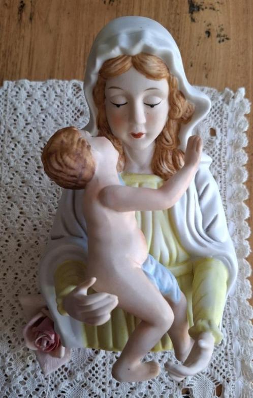 Porseleinen Maria met kind beeld, Antiek en Kunst, Antiek | Religie, Ophalen of Verzenden