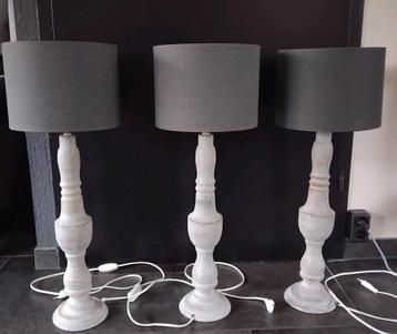 3x lampenvoet met lampenkap  beschikbaar voor biedingen