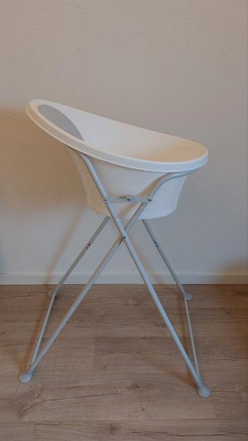 Shnuggle Badje met Standaard  beschikbaar voor biedingen