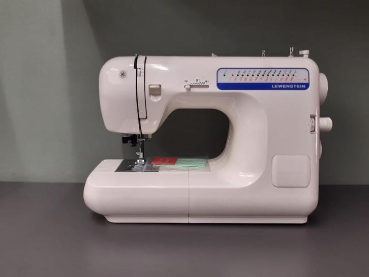 Lewenstein type 976, Hobby en Vrije tijd, Naaimachines en Toebehoren, Zo goed als nieuw, Naaimachine, Lewenstein, Ophalen of Verzenden