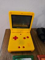 Pikachu SP + Games, Spelcomputers en Games, Spelcomputers | Nintendo Game Boy, Game Boy Advance SP, Ophalen of Verzenden, Zo goed als nieuw