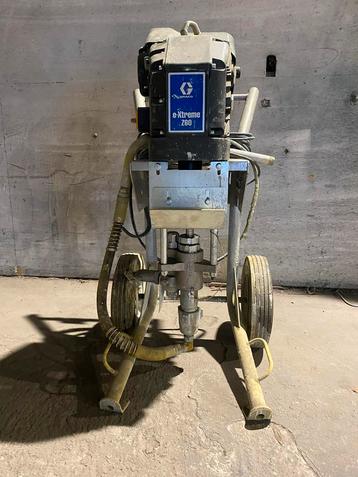 Professionele Spuitmachine - Demo Model beschikbaar voor biedingen