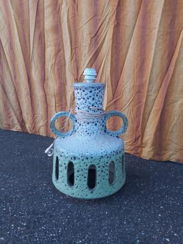 Retro vintage lampenvoet groen beschikbaar voor biedingen