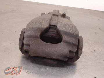 Remklauw (Tang) links-voor van een Volkswagen Transporter beschikbaar voor biedingen