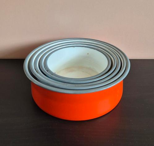 vintage emaille nestschalen met bijzondere vorm, Antiek en Kunst, Antiek | Emaille, Ophalen of Verzenden