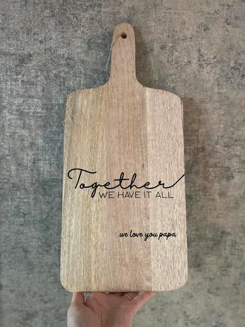 Snijplank met persoonlijke gravering beschikbaar voor biedingen