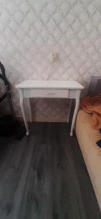 Leuke sidetable, Ophalen, Zo goed als nieuw, 25 tot 50 cm, Rechthoekig