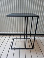 Zwarte aluminium bijzettafel, Minder dan 55 cm, Metaal of Aluminium, Zo goed als nieuw, Rechthoekig