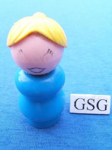 Play Family vintage kunststof poppetjes vrouwen beschikbaar voor biedingen