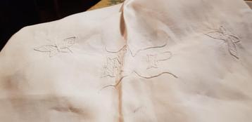 Antieke linnen laken 1persoons 190x110 cm met monogram beschikbaar voor biedingen