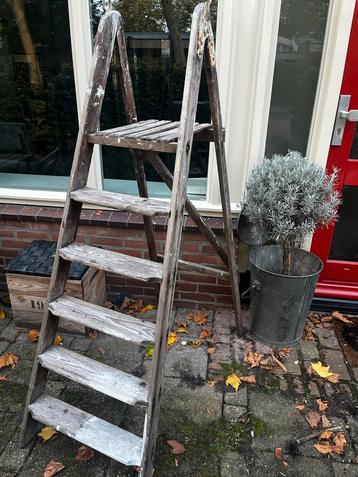 Houten Ladder - Vintage beschikbaar voor biedingen
