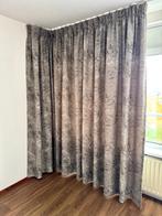 Set van 2 vrijwel nieuwe gordijnen, verduisterend (H=250), Huis en Inrichting, Stoffering | Gordijnen en Lamellen, Ophalen, 200 cm of meer