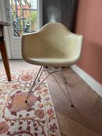6 Vitra Eames Armchairs - Eiffel Base, Ophalen