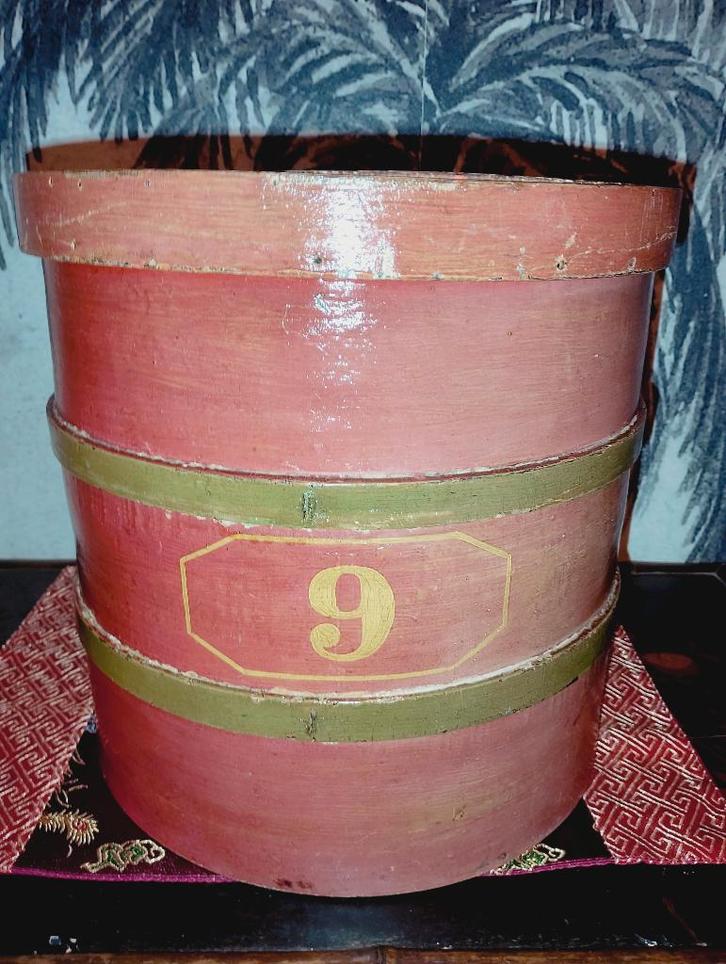 Antieke 19e eeuwse Hollandse houten tabaks ton spanendoos, Antiek en Kunst, Curiosa en Brocante, Ophalen of Verzenden