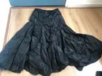 Art lange zwarte zwierende rok s gypsy hippie gala, Kleding | Dames, Rokken, Zwart, Ophalen of Verzenden, Zo goed als nieuw, X