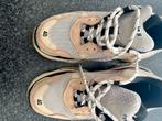 Balenciaga triple s schoenen, Kleding | Dames, Beige, Ophalen of Verzenden, Sneakers of Gympen, Zo goed als nieuw