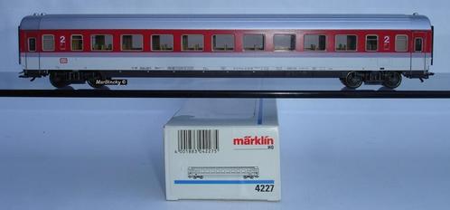 Märklin 4227A DB IC Personenrijtuig / Großraumwagen 2e Klas, Hobby en Vrije tijd, Modeltreinen | H0, Zo goed als nieuw, Wagon