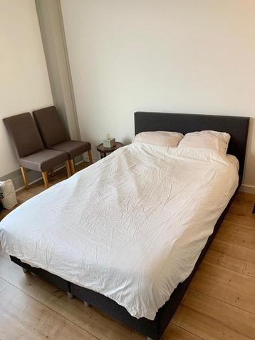 Boxspring 140 x 200 cm met topper