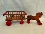 Oud (meer dan 80 jaar) houten speelgoed: Paard-en-wagen., Ophalen of Verzenden, Zo goed als nieuw