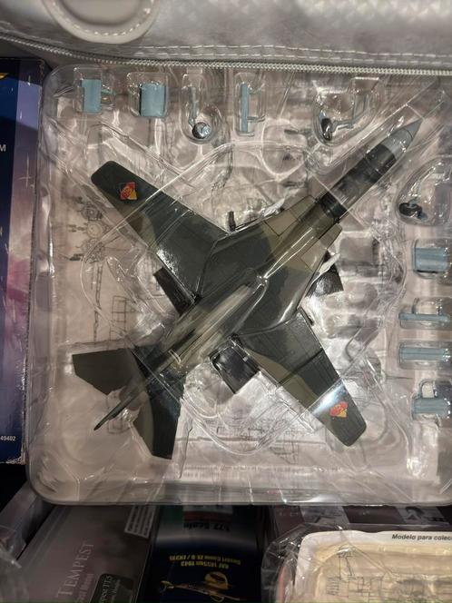 MiG-23 East German 1:72 schaalmodel diecast metaal plastic, Hobby en Vrije tijd, Modelbouw | Vliegtuigen en Helikopters, Zo goed als nieuw