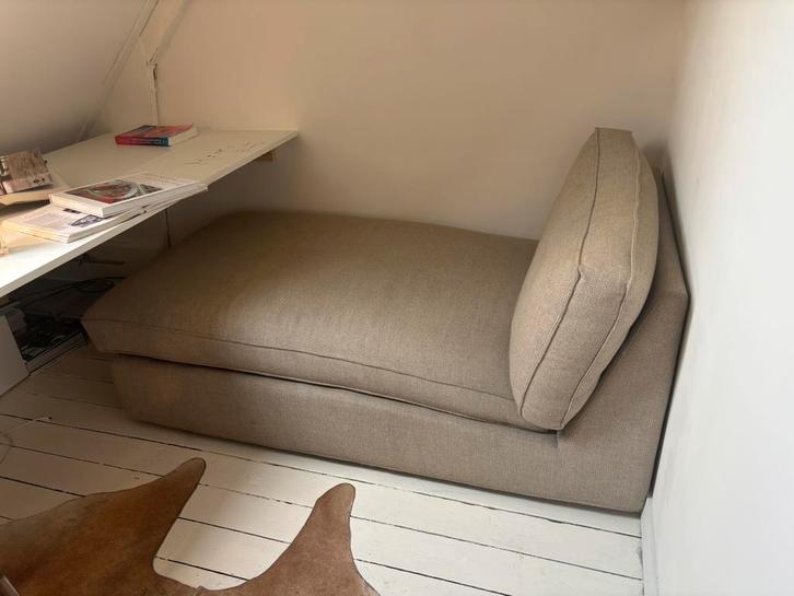 Kivik chaise longue beige, Huis en Inrichting, Banken | Sofa's en Chaises Longues, Gebruikt, Eenpersoons, Minder dan 150 cm, 100 tot 125 cm