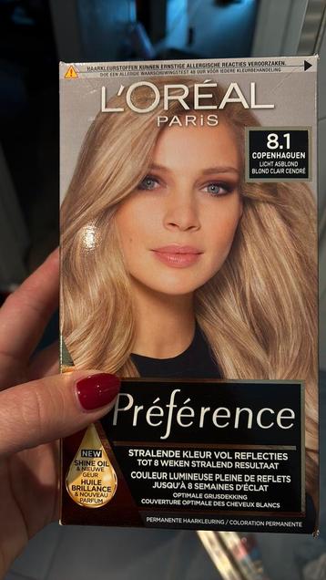 L’Oreal Paris Preference 8.1 licht asblond haarverf beschikbaar voor biedingen