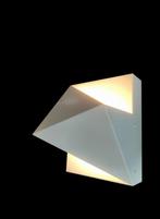 Zeldzame gave vintage geometrische aluminium design wandlamp, Huis en Inrichting, Lampen | Wandlampen, Ophalen of Verzenden, Gebruikt