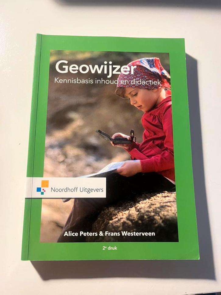 Alice Peters - Geowijzer, Boeken, Wetenschap, Zo goed als nieuw, Ophalen of Verzenden