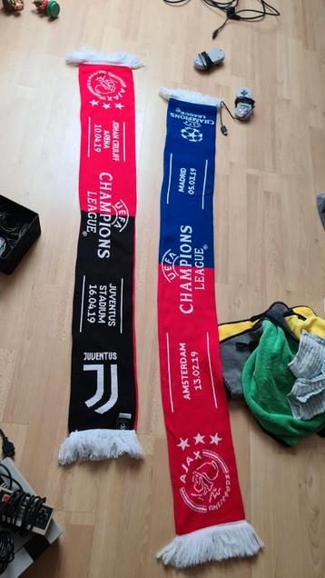 Ajax Champions League Sjaal Set beschikbaar voor biedingen