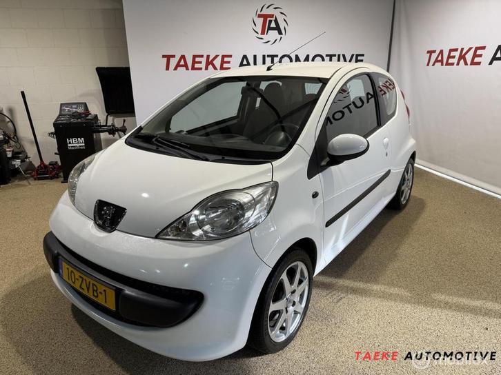 Peugeot 107 1.0-12V XR APK/1eEIG, Auto's, Peugeot, Bedrijf, Te koop, ABS, Airbags, Alarm, Centrale vergrendeling, Startonderbreker