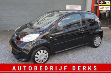 Peugeot 107 1.0-12V XS Airco Stuurbekrachtiging Jaar Garanti beschikbaar voor biedingen