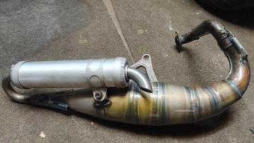 Peugeot Malossi Uitlaat en MHR Replica Cylinder beschikbaar voor biedingen