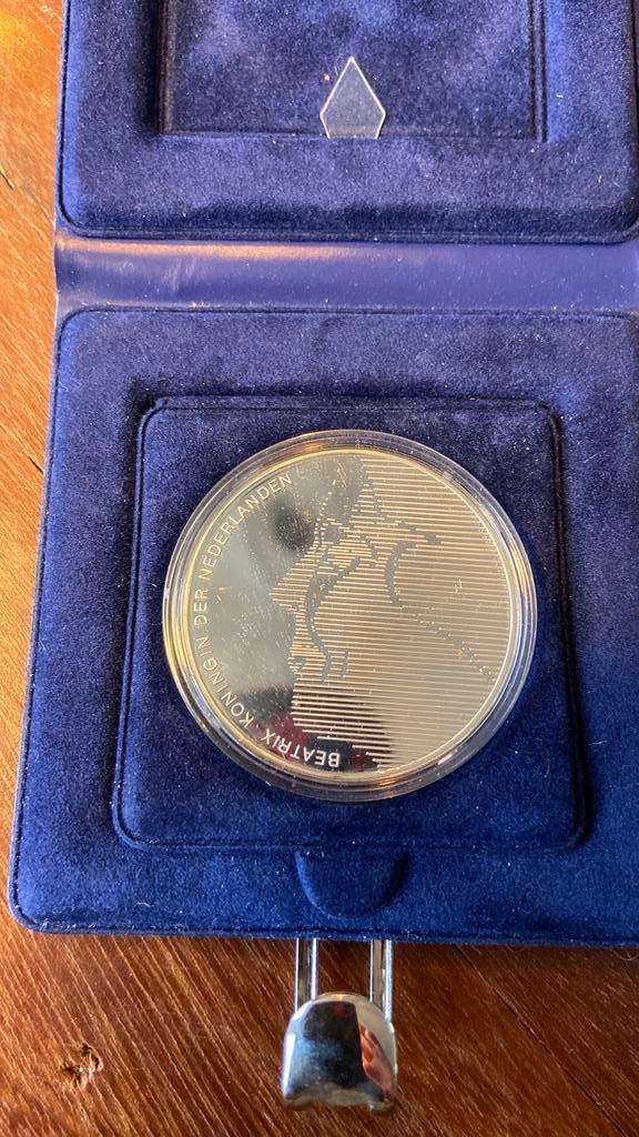 Zilveren 50 gulden stuk 1984 FDC, Postzegels en Munten, Munten | Nederland, Ophalen of Verzenden, Koningin Beatrix, 50 gulden