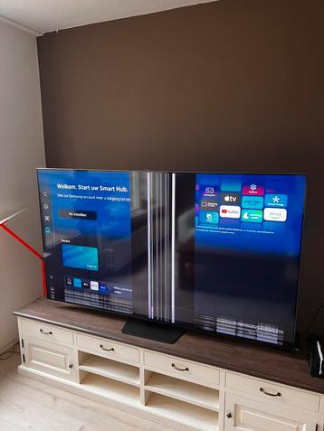 Samsung smart tv 75 inch met schade UE70TU7020WXXN beschikbaar voor biedingen