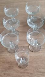Likeur, cocktail, champagne glazen en 1 extra glas., Verzamelen, Glas en Borrelglaasjes, Ophalen, Zo goed als nieuw, Overige typen
