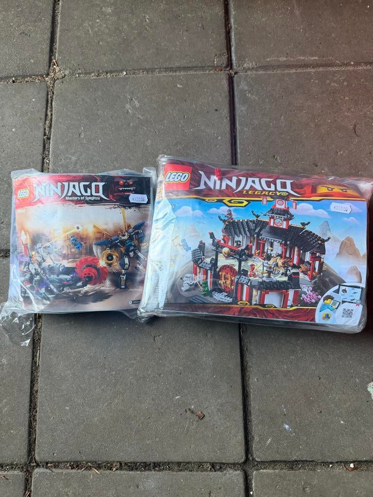 Lego Ninjago 70670 en 70642, Kinderen en Baby's, Speelgoed | Duplo en Lego, Ophalen of Verzenden, Gebruikt, Complete set, Lego