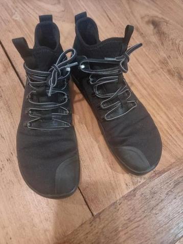 Vivobarefoot waterproof maat 40 zwart beschikbaar voor biedingen